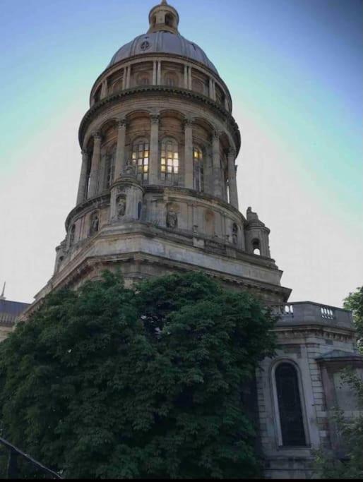 L'Amazonia : Face A La Basilique Parking Gratuit Apartamento Boulogne-sur-Mer Exterior foto